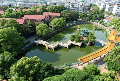 市級(jí)文?！昂怅?yáng)建湘柴油機(jī)廠專家樓舊址群”.jpg
